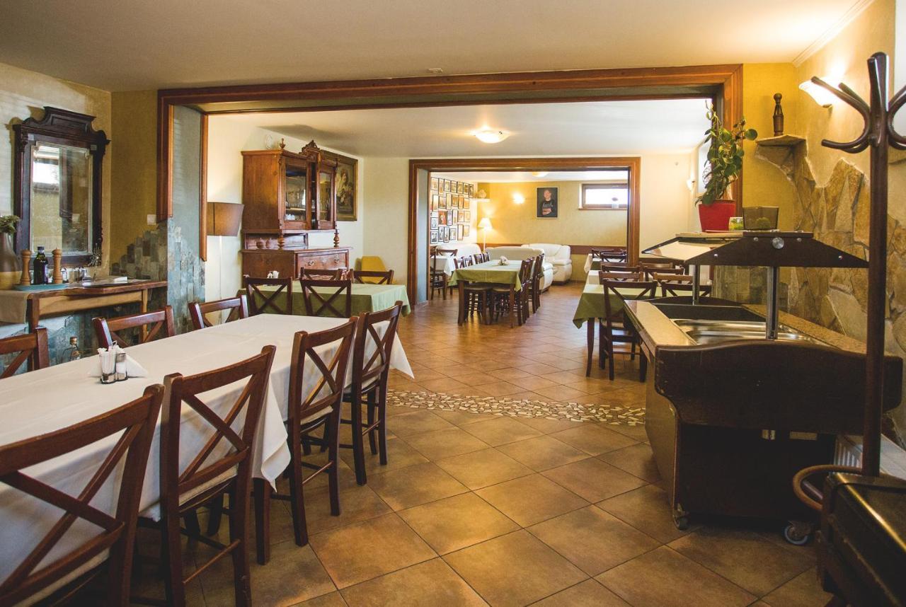 Penzion Trattoria Prešov Exterior foto